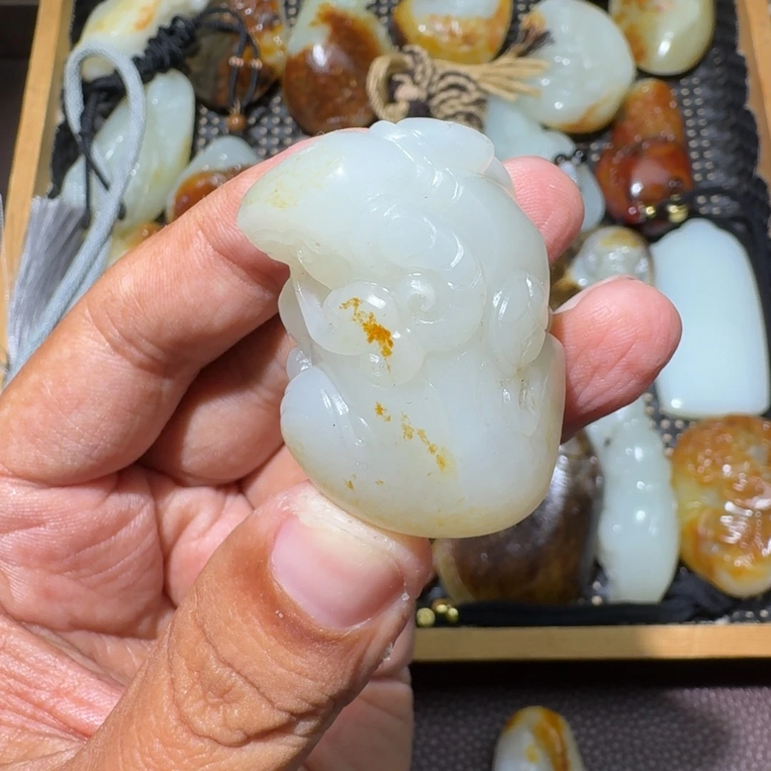 和田玉未镶嵌吊坠(不含链)