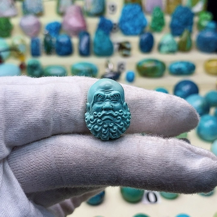 绿松石配饰未镶嵌