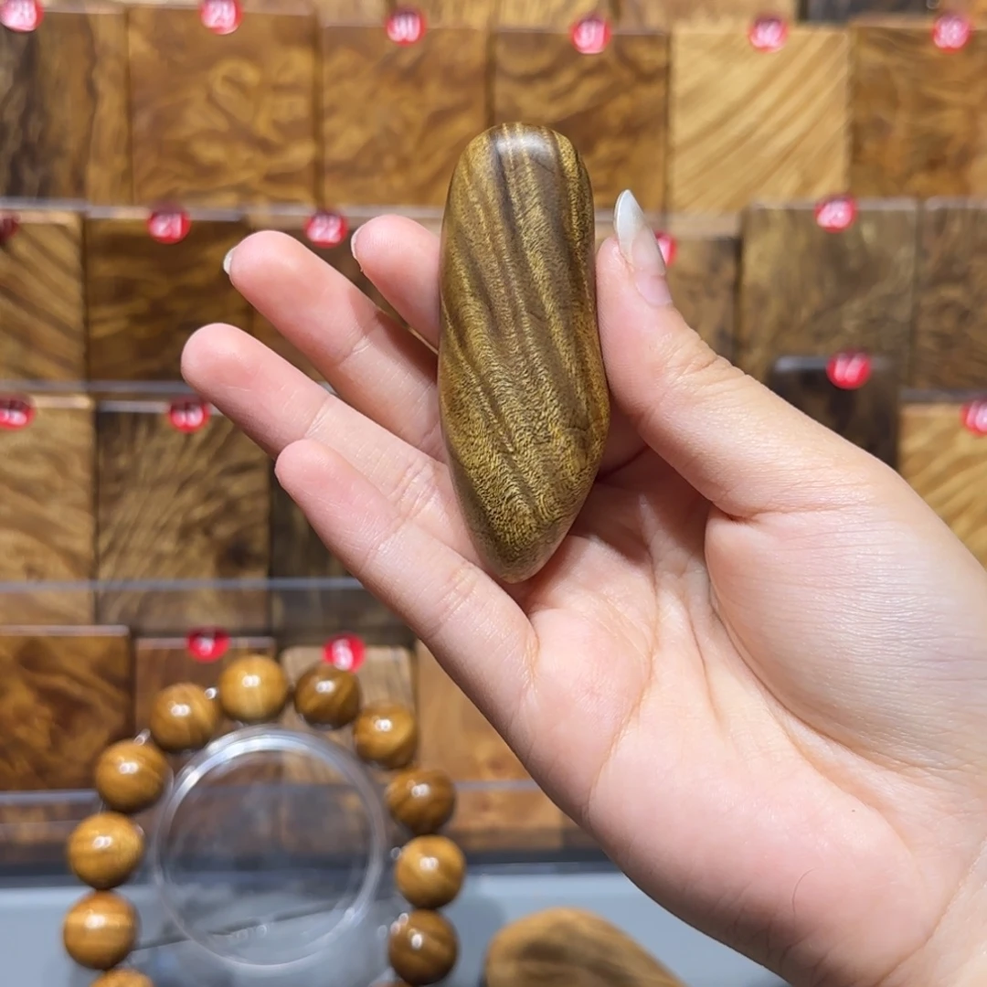 仙***h金丝楠小叶桢楠随形手把件