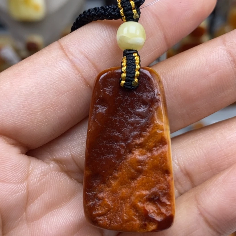 【闪购商品】琥珀颈饰未镶嵌