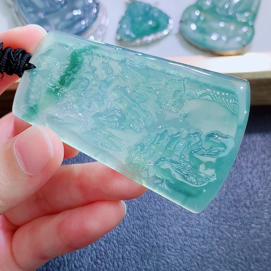 颈饰未镶嵌翡翠翡翠