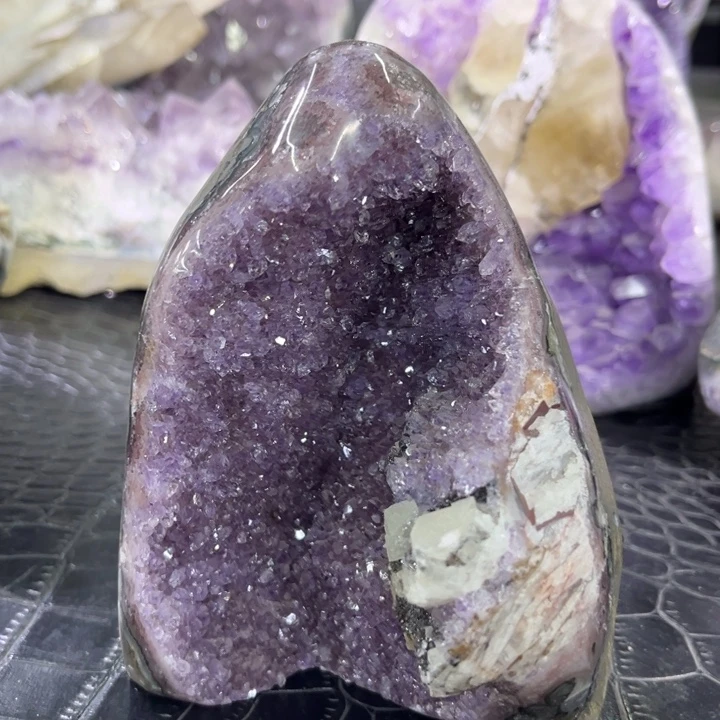 珠宝半成品水晶未镶嵌奇石簇