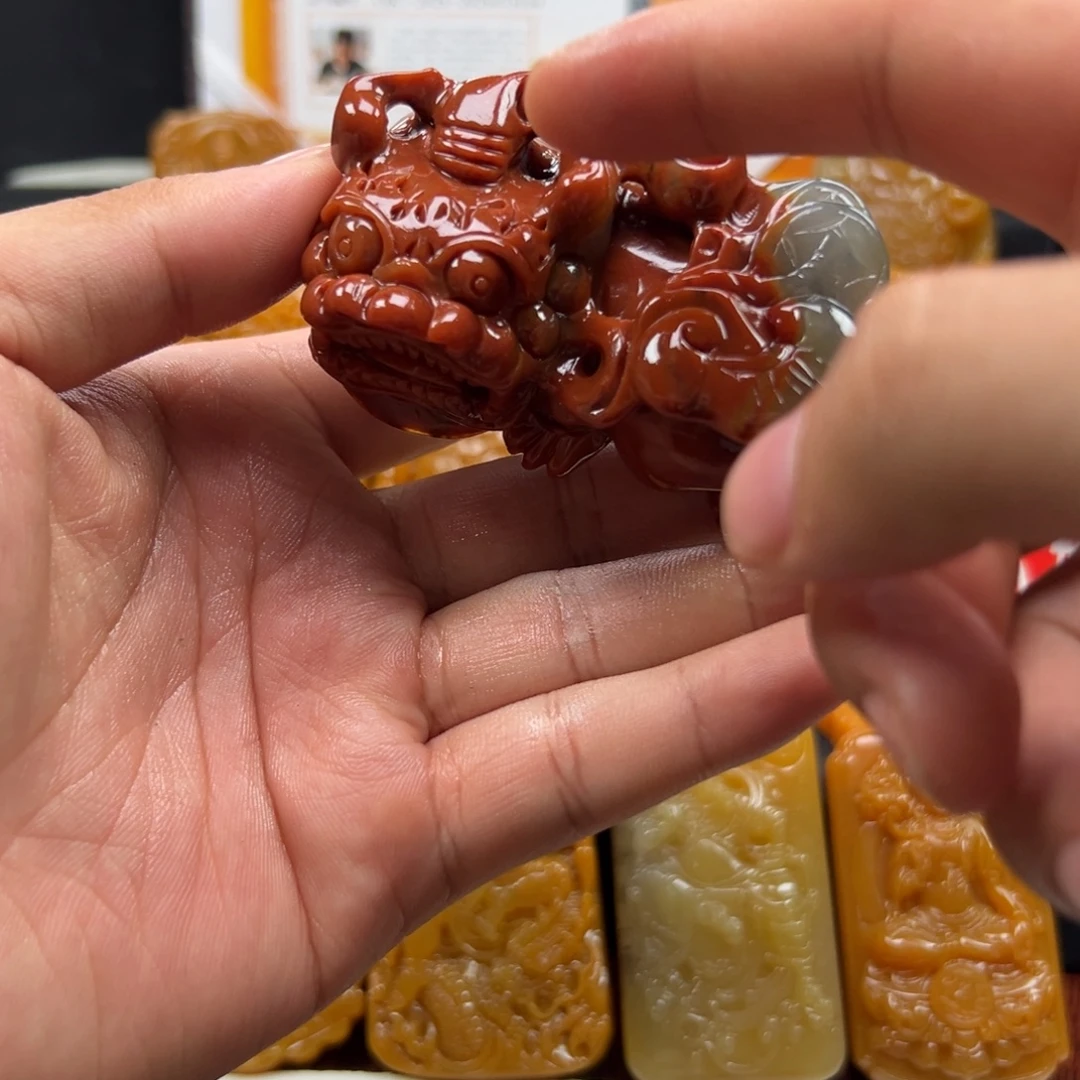 石英质玉（黄龙玉）未镶嵌多样性发货，发其一