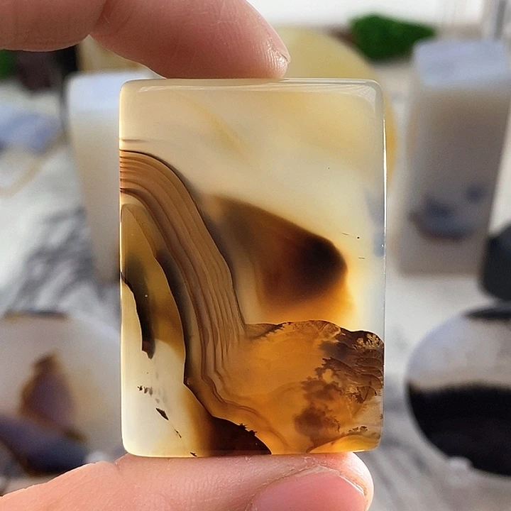 玛瑙/玉髓颈饰未镶嵌