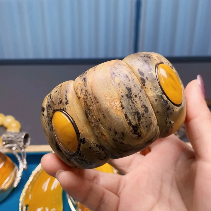 小***玉手链琥珀未镶嵌波兰设计款琥珀蜜蜡