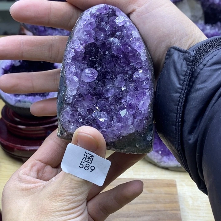 水晶大型摆件（非配饰）未镶嵌