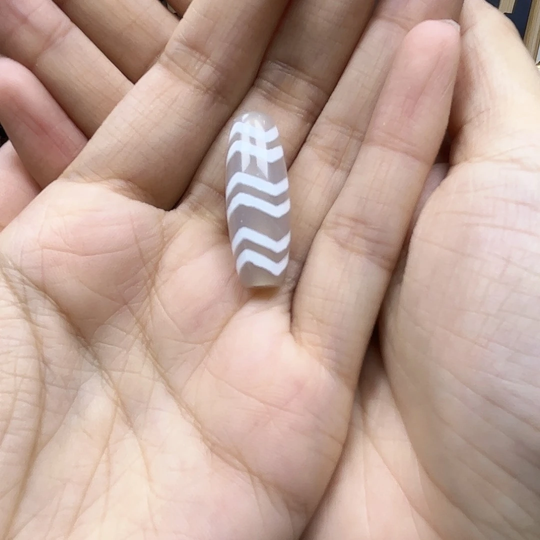 玛瑙/玉髓颈饰未镶嵌盐***球