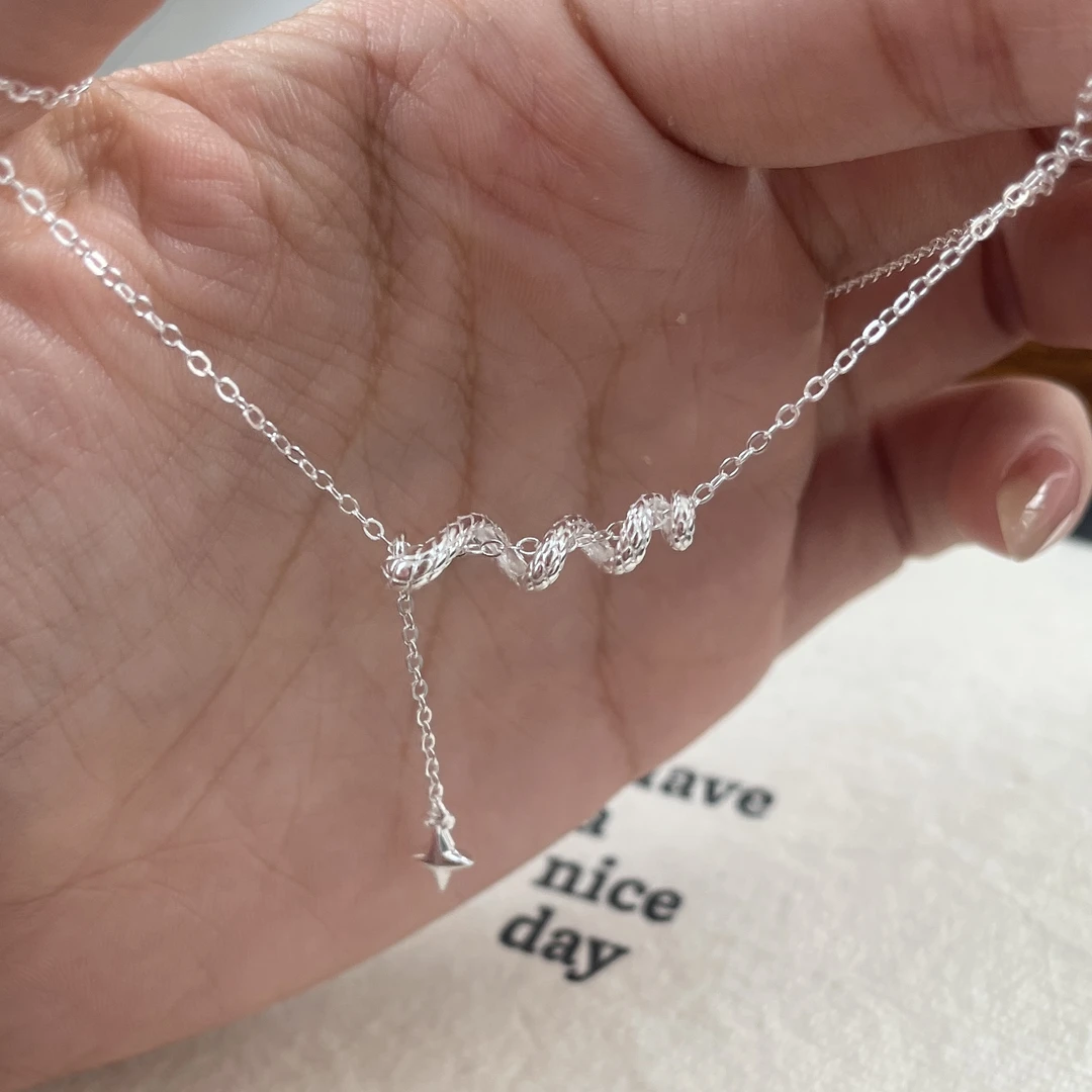 坠链均足银 足银990流星卷卷蛇本命纯银项链小熊设计感时尚简约