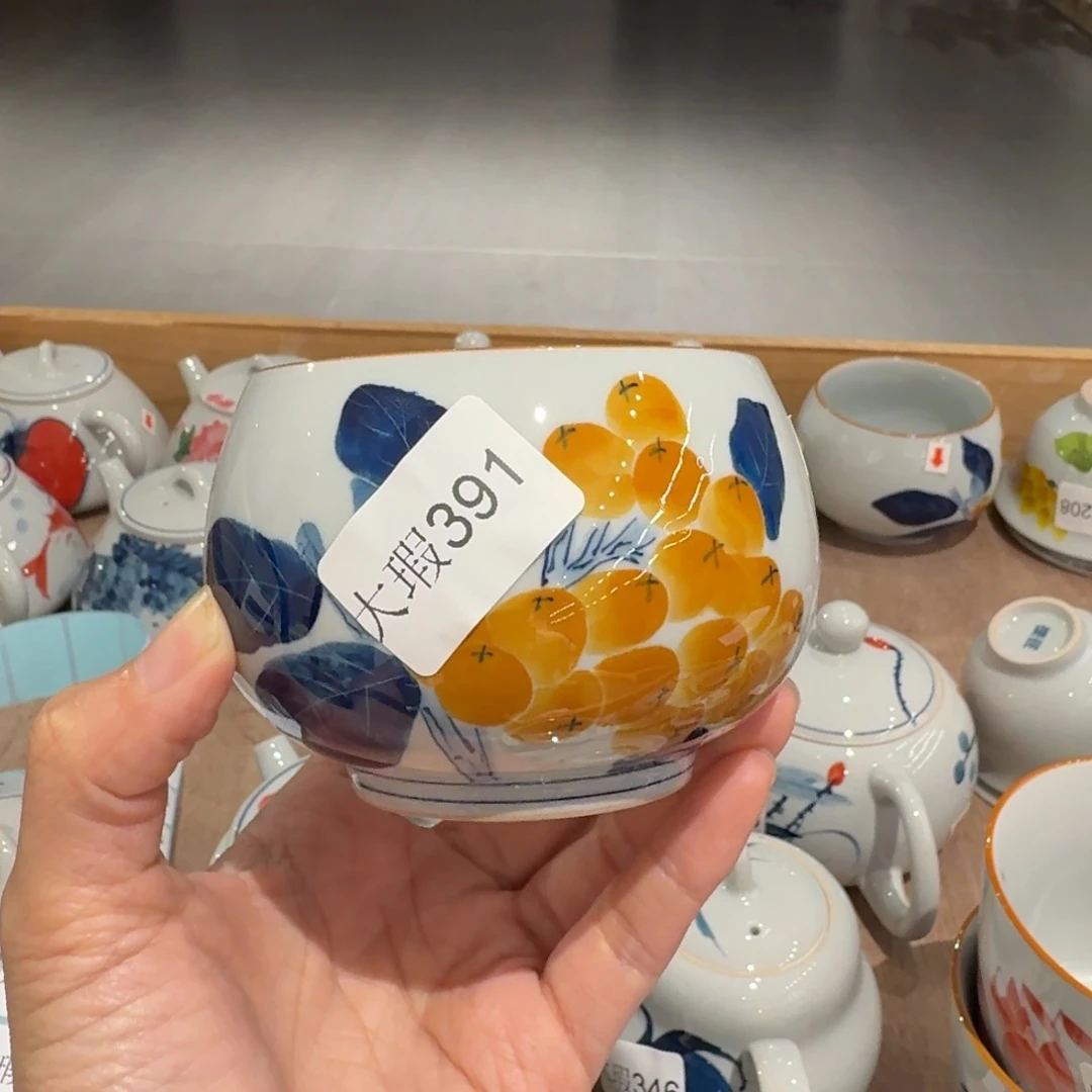 釉下手手绘茶具微瑕