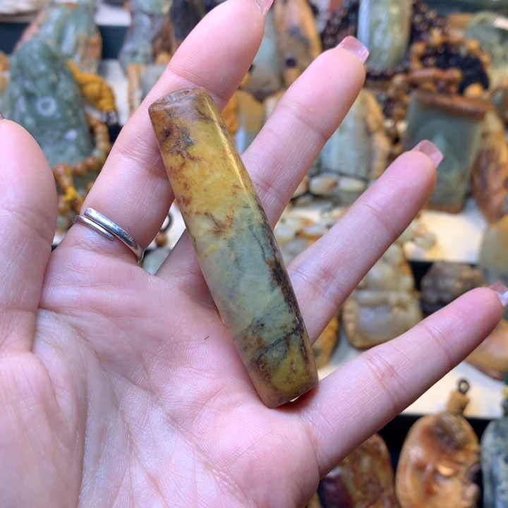 岫岩河磨玉（透闪石质玉）手链未镶嵌