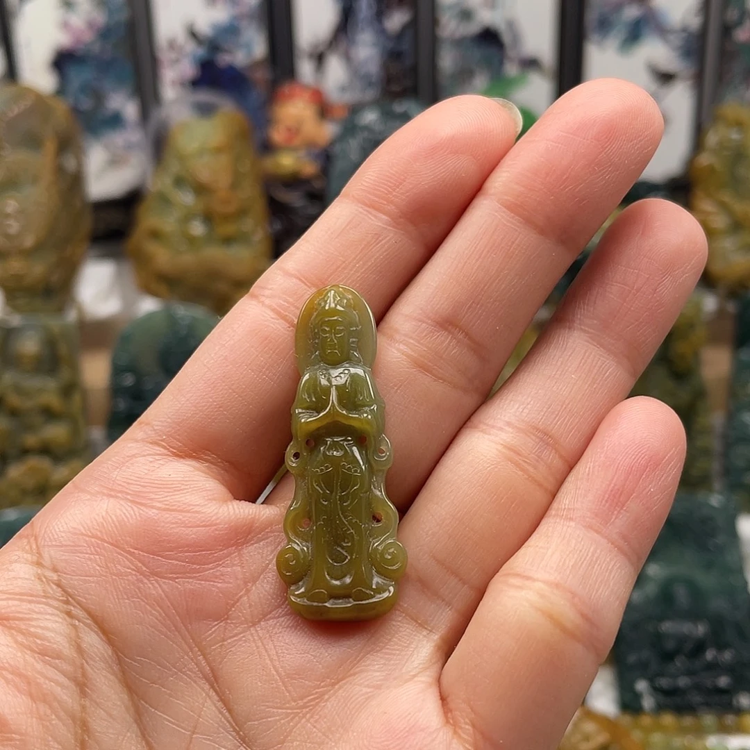 颈饰未镶嵌翡翠天然翡翠a货观音