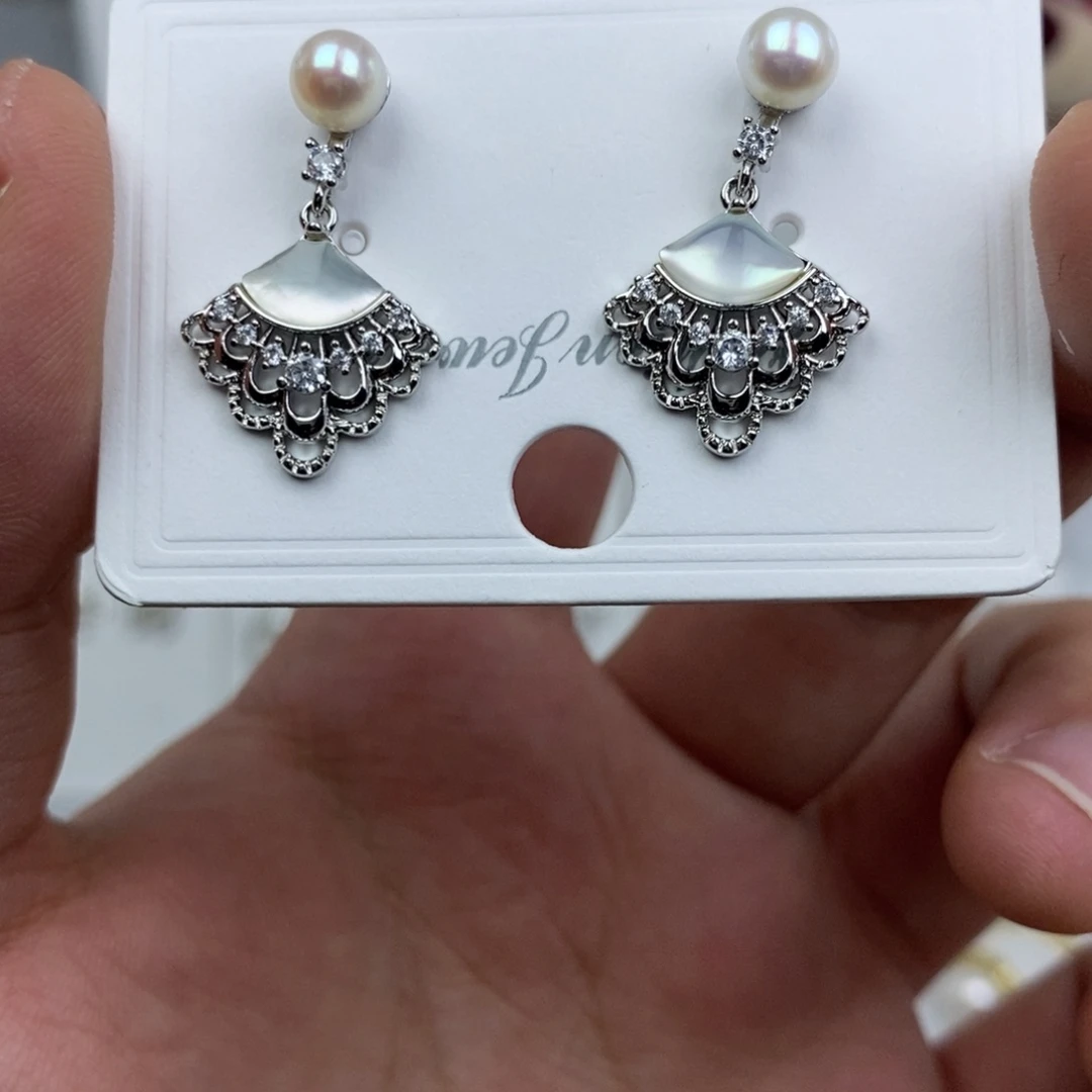 未镶嵌耳饰淡水珍珠