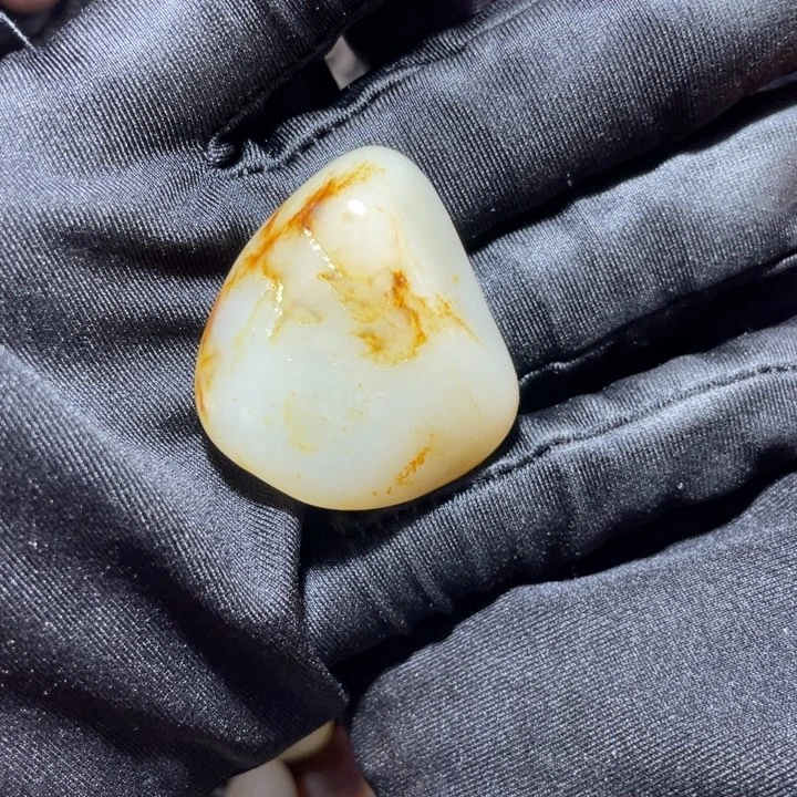 心***n和田玉未镶嵌珠宝奇石