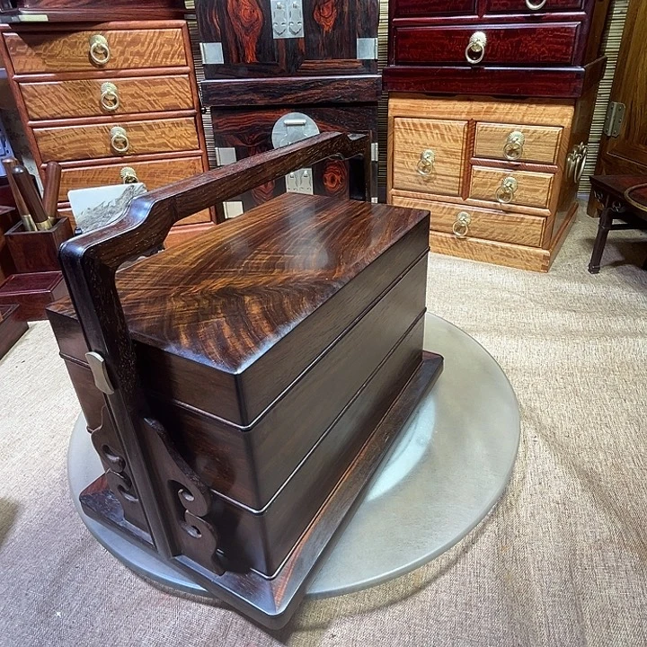 交趾黄檀（大红酸枝）