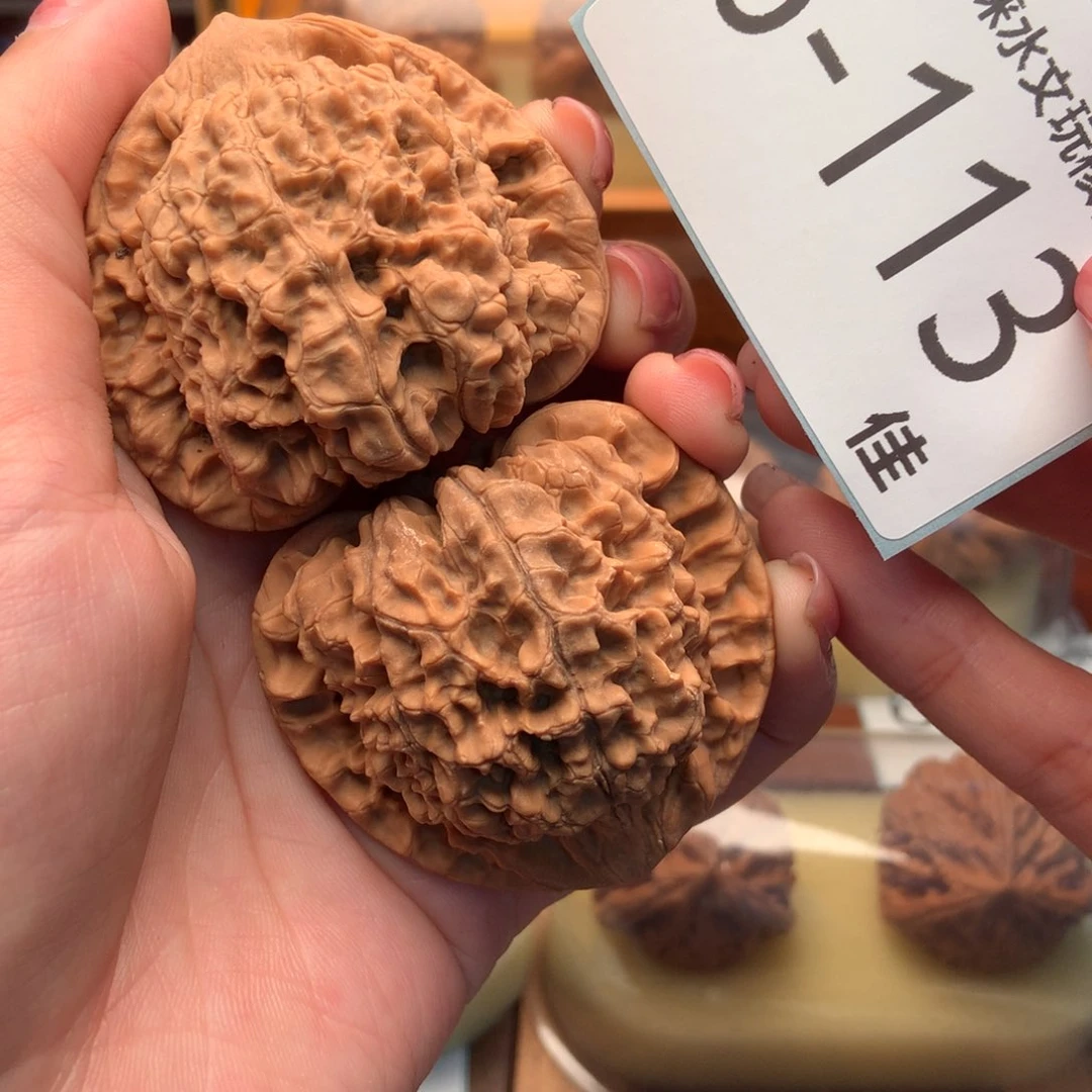 文玩核桃把件51官帽