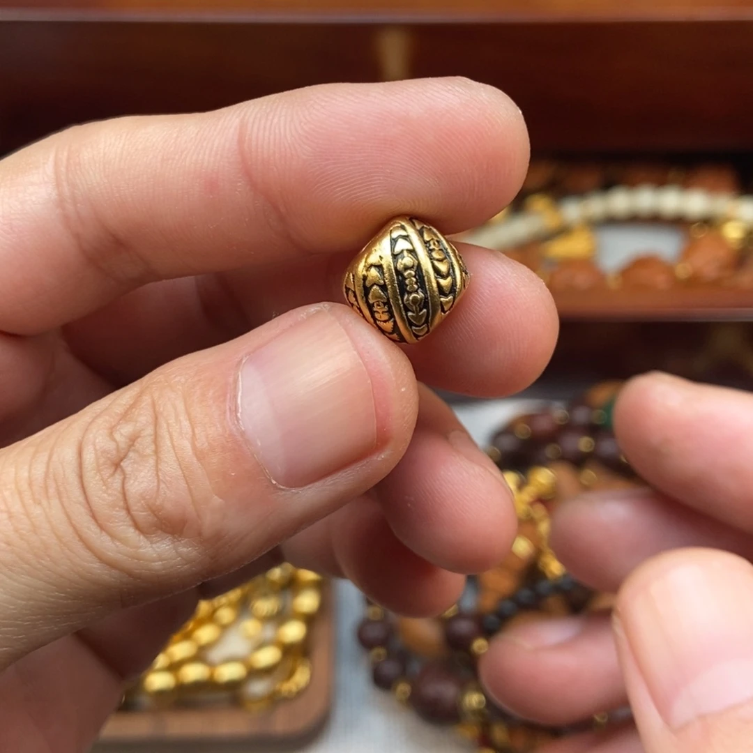 卡11高订版黑金凯旋珠