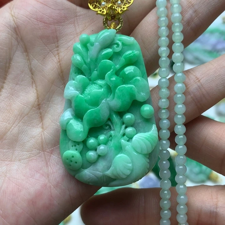颈饰未镶嵌翡翠翡翠