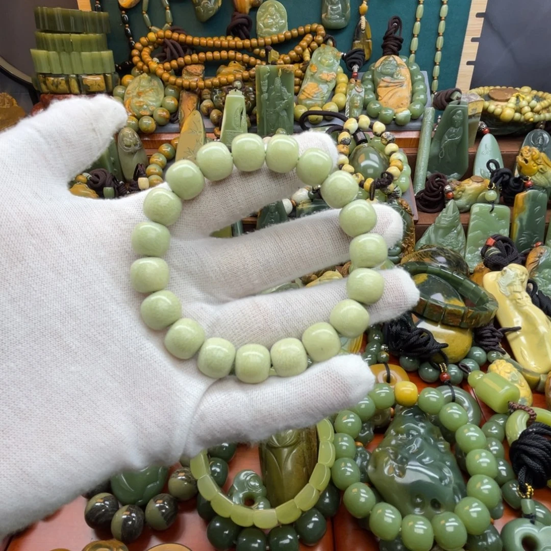 海***师岫岩老玉（透闪石质玉）未镶嵌手链