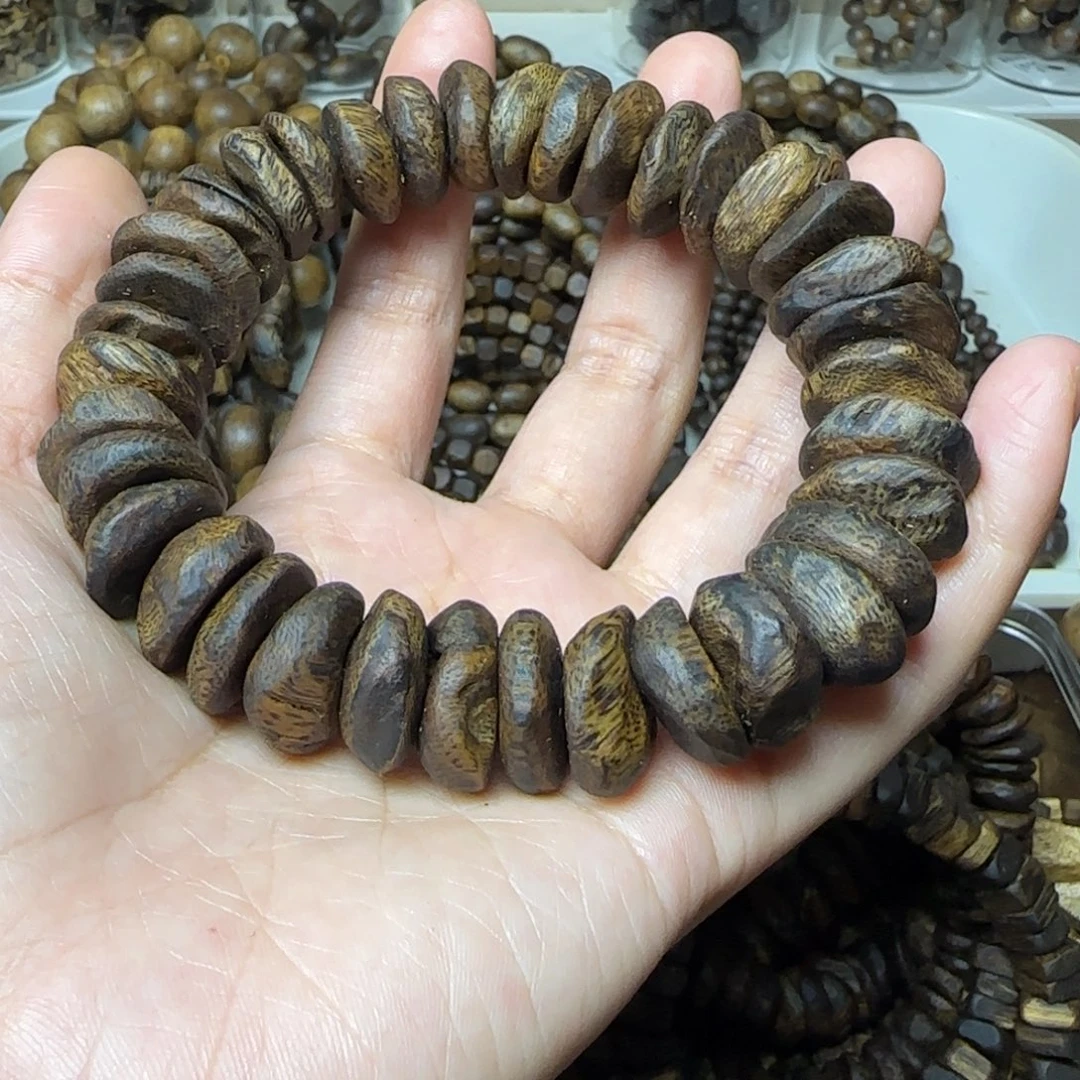 笑***云手串沉香单圈树丁包壳高油33克+张勺子