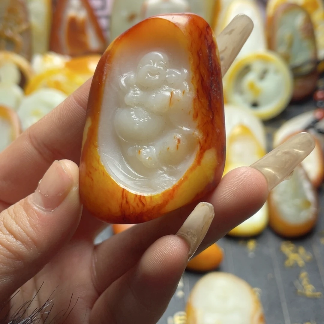 和田玉挂件未镶嵌犄****杏