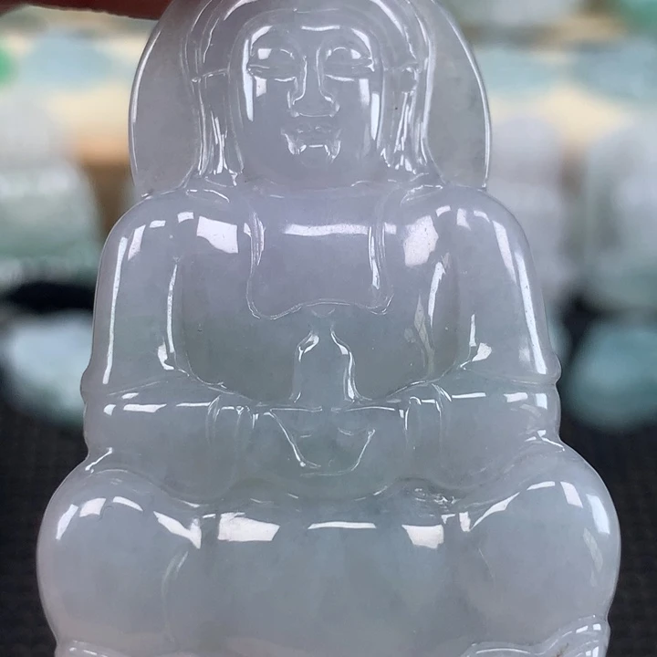 颈饰未镶嵌翡翠观音