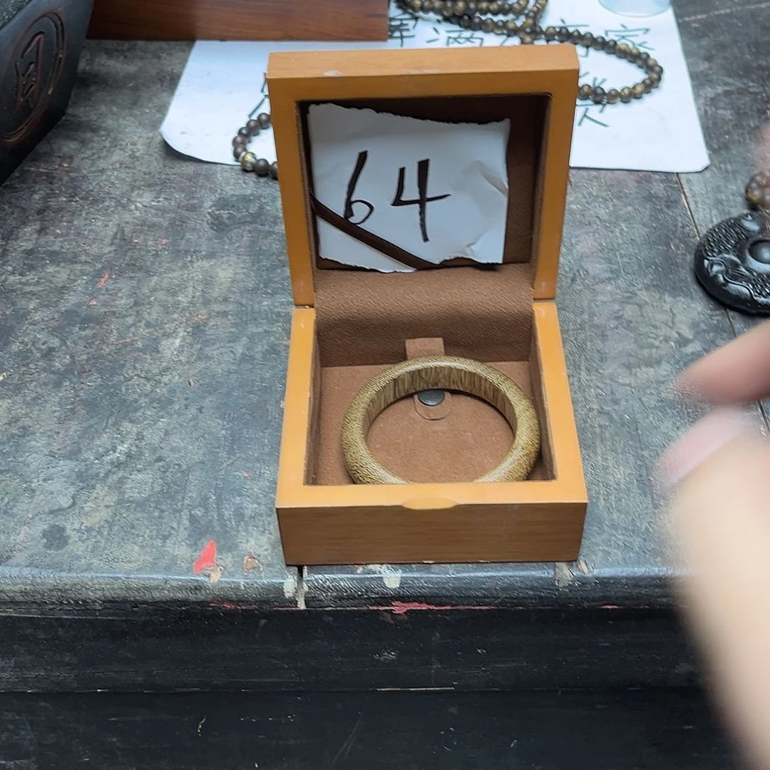 大叶紫檀（黑酸枝木类）