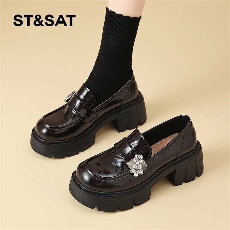 星期六厚底乐福鞋女2025新款百搭配裙子英伦风小皮鞋水钻粗跟单鞋