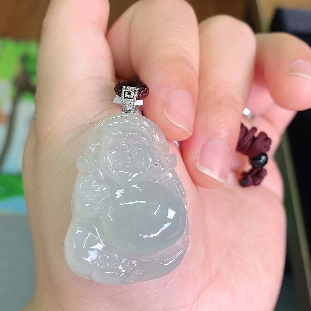 翡翠颈饰18K金镶嵌晴底财神爷