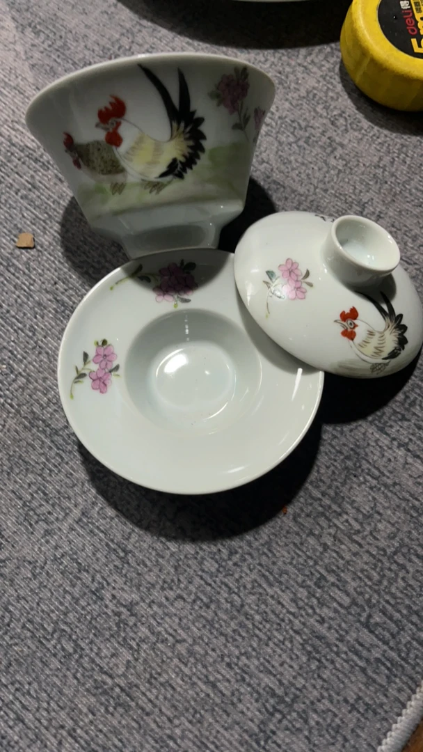 青花釉下彩人物主人杯  80毫升左右