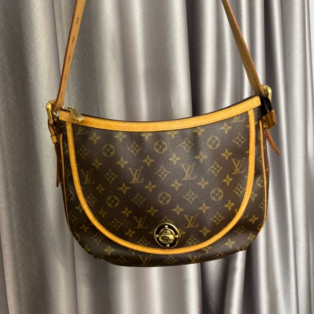 95新 LV LV/大金豆斜挎单肩包/jmn21不刀！