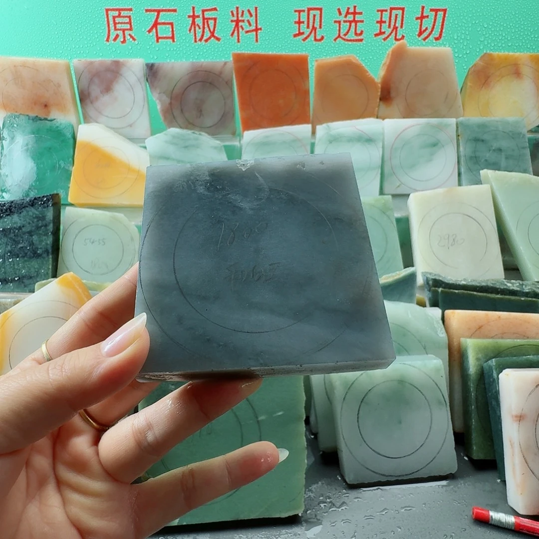 和田玉未镶嵌手镯手镯定制