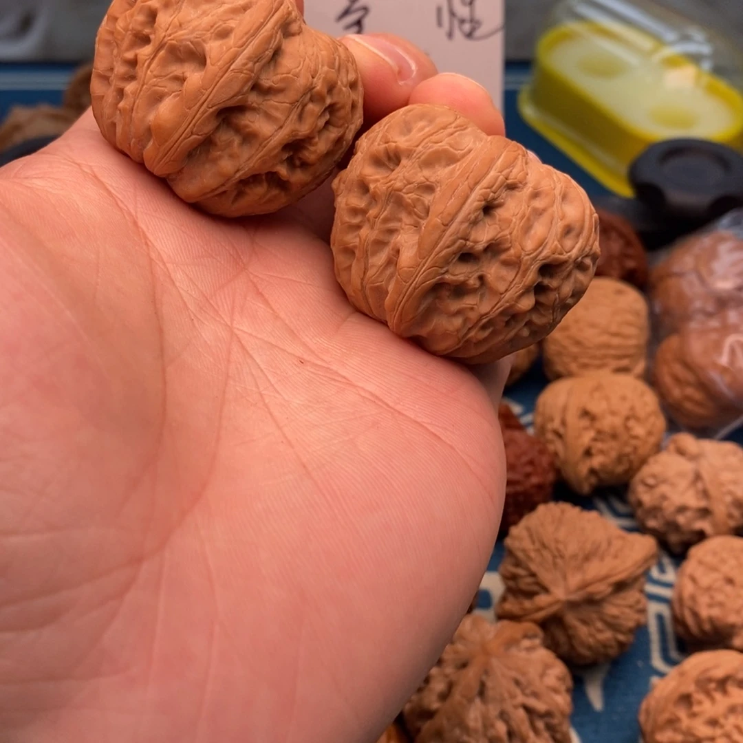 稀***涂文玩核桃吊坠文玩核桃手把件元宝