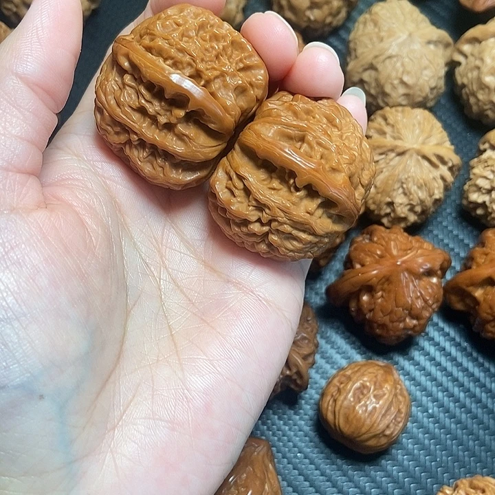 吊坠文玩核桃39白狮子