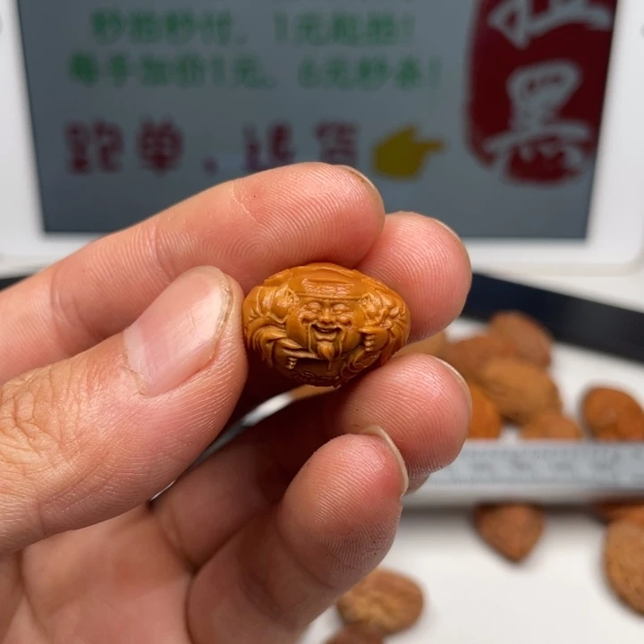 橄榄核吊坠橄榄核雕刻单籽。