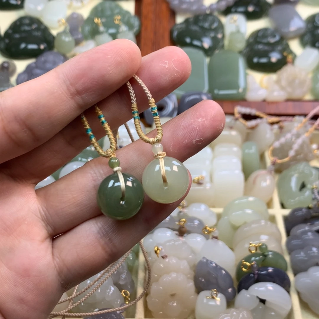 【闪购商品】和田玉未镶嵌颈饰