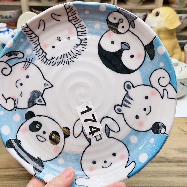 1555888988988658685885