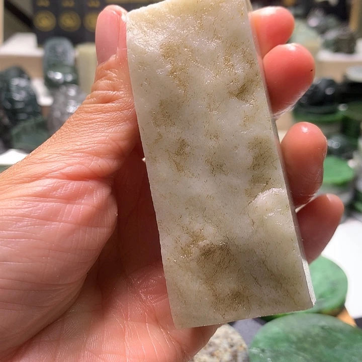不***心和田玉未镶嵌珠宝半成品