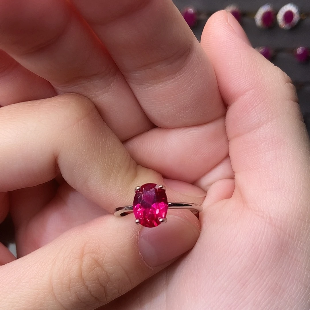 银S925镶嵌红宝石戒指