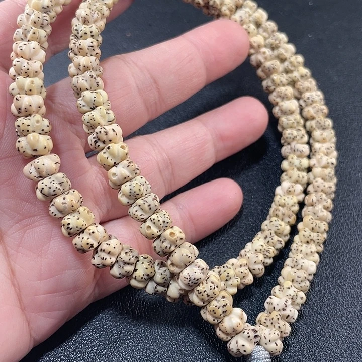吊坠星月菩提雕刻爆米花120颗