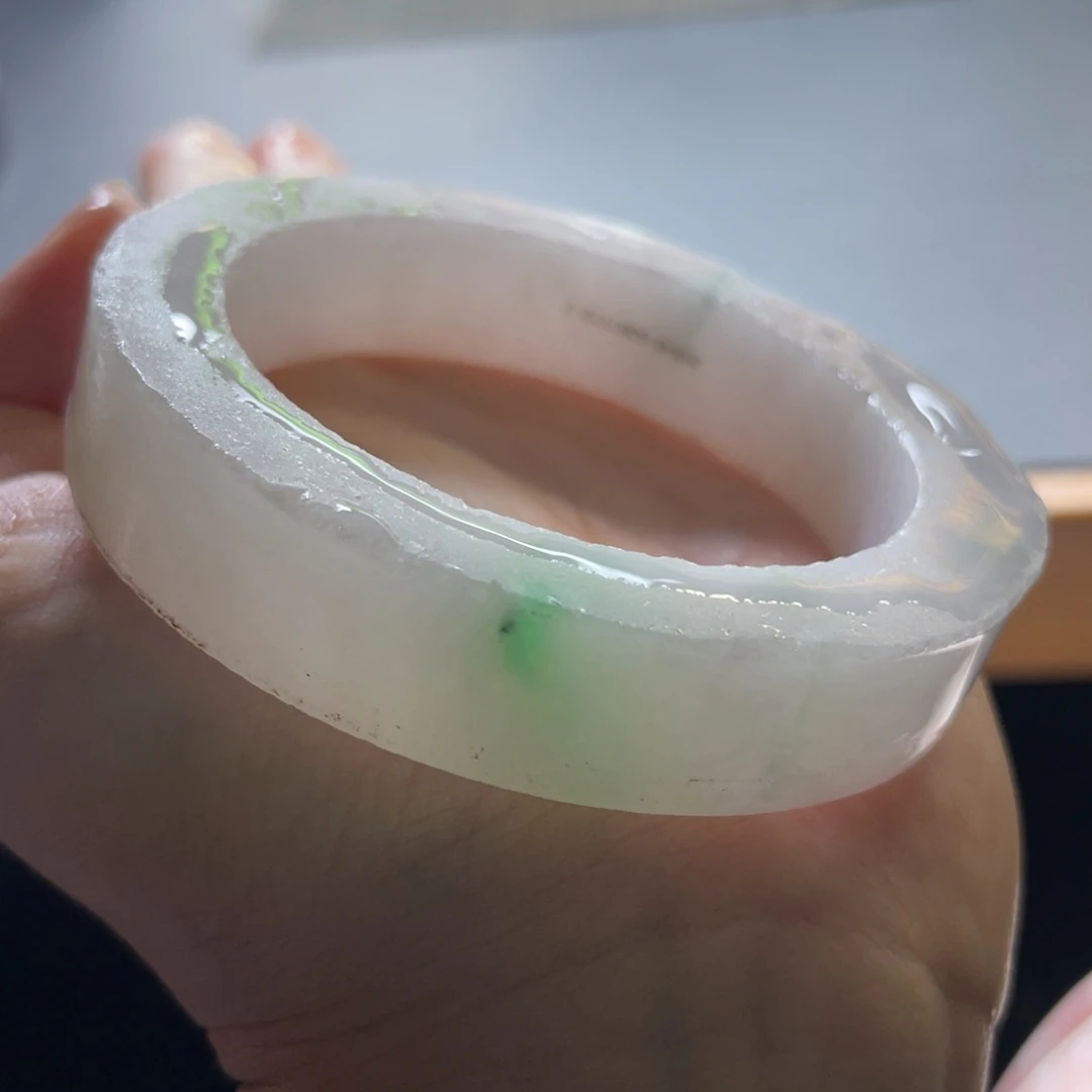 未镶嵌冰胶白底青定制翡翠