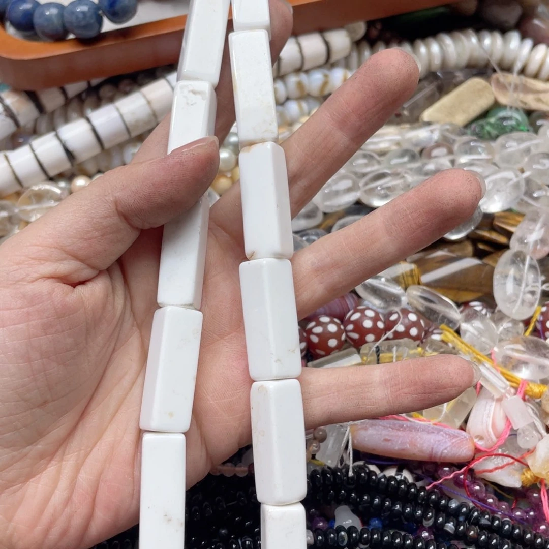 玛瑙/玉髓合金珠宝半成品一条10x29m白玛瑙管珠