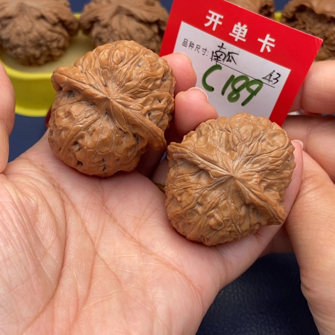 吊坠文玩核桃文玩核桃