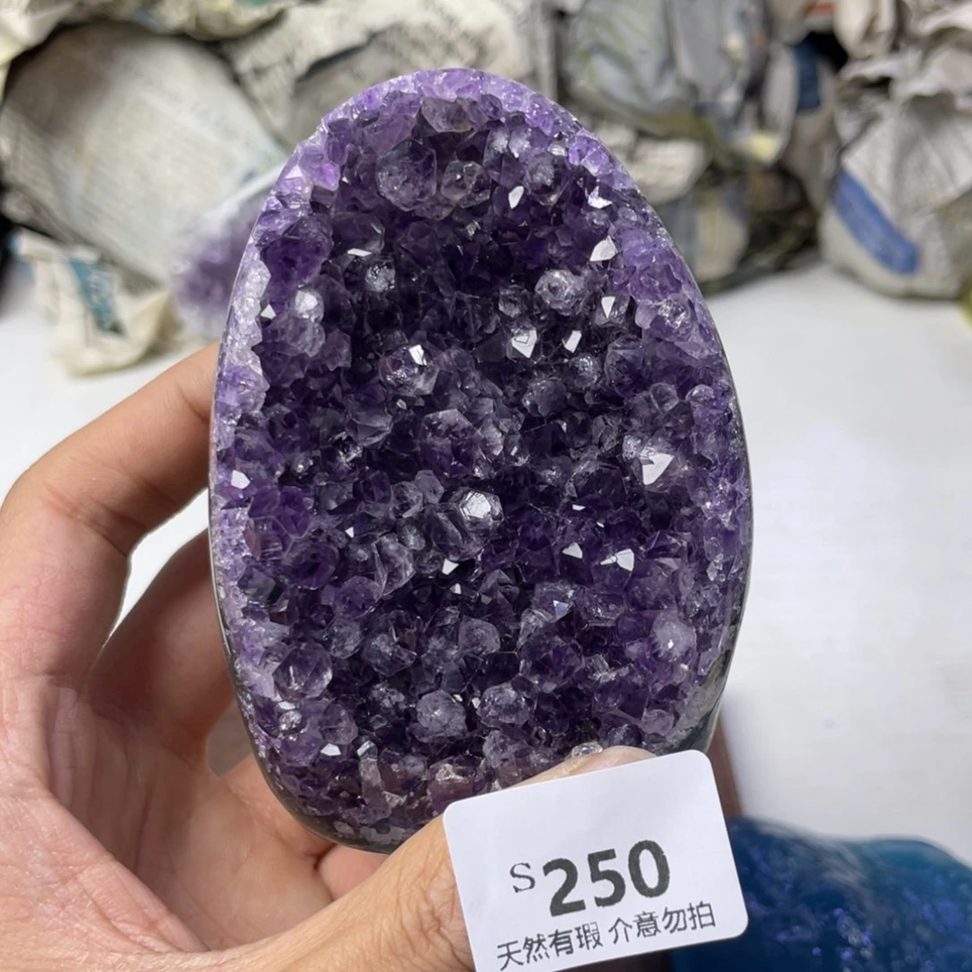 水晶大型摆件（非配饰）未镶嵌