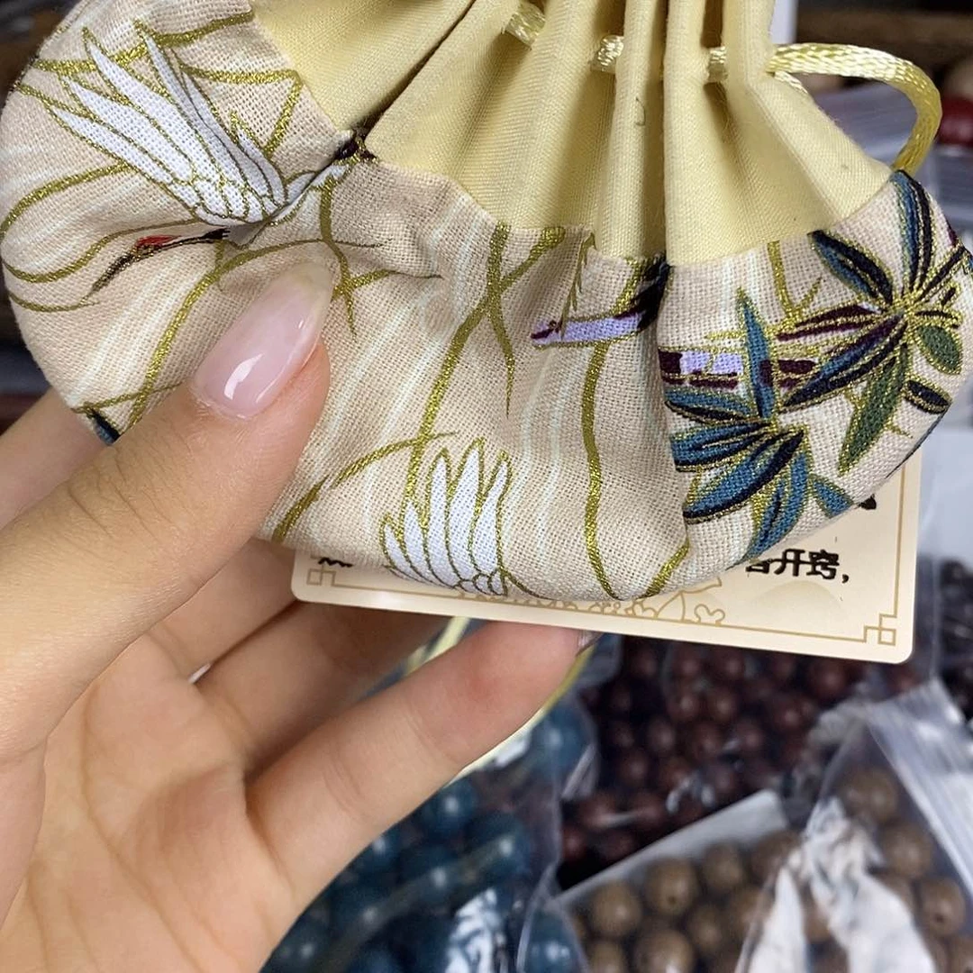 0.8雍正避暑瑕疵珠90g