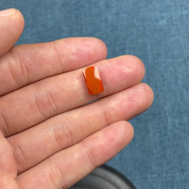 未镶嵌配饰南红玛瑙