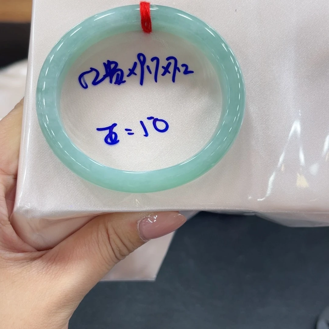 未镶嵌手镯翡翠翡翠
