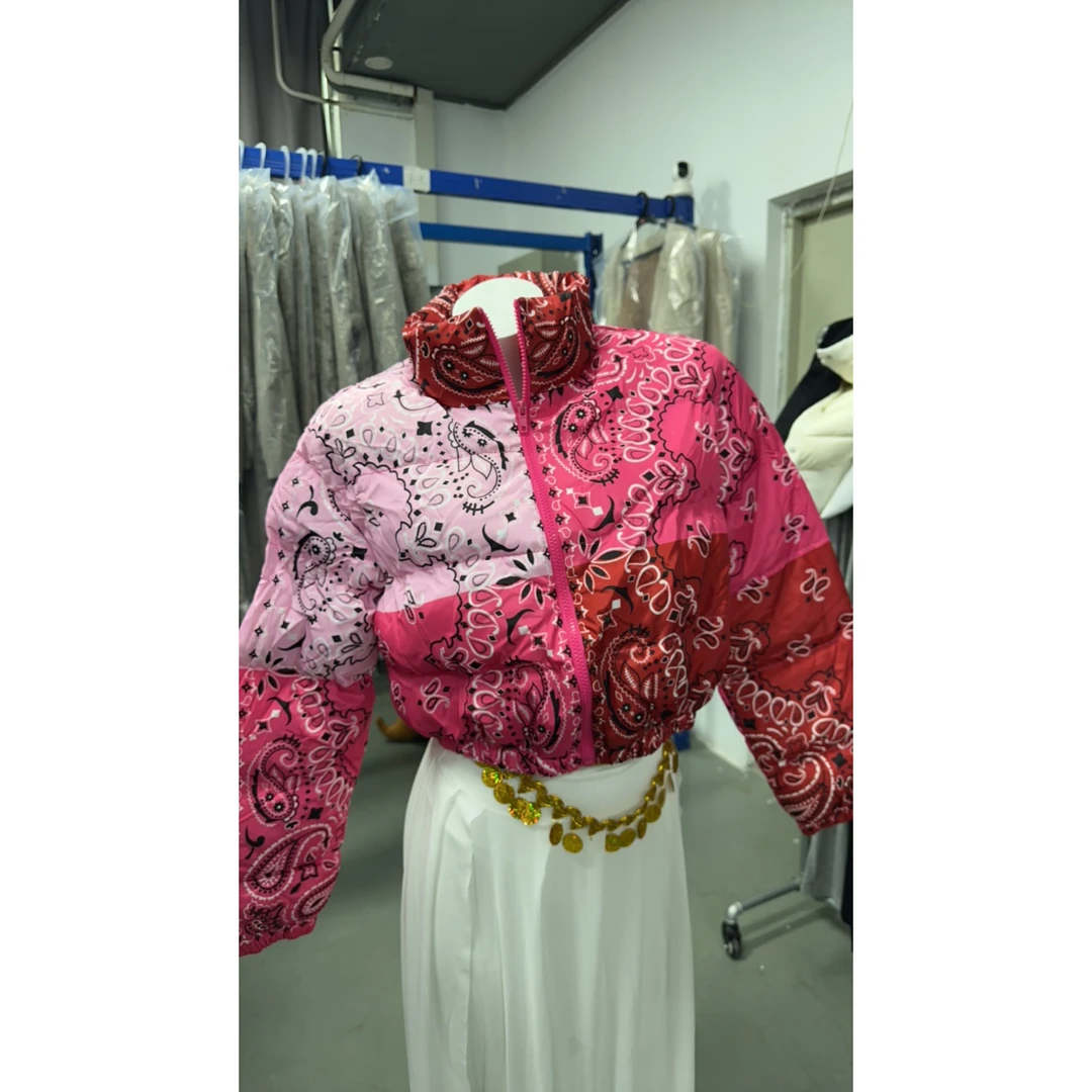 《头头女装》欧美风短款辣妹加厚面包服#13404