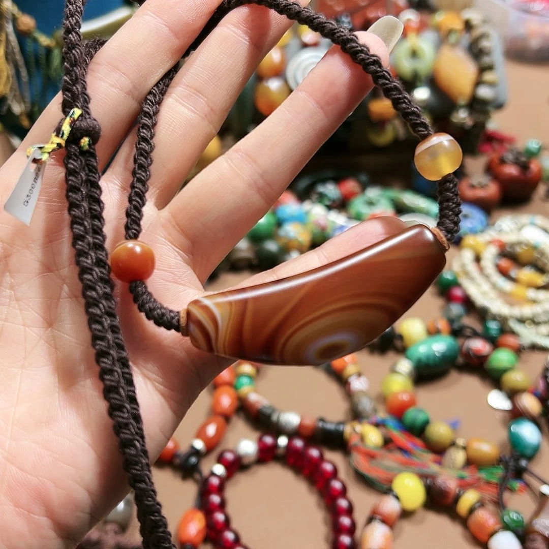 玛瑙/玉髓颈饰未镶嵌