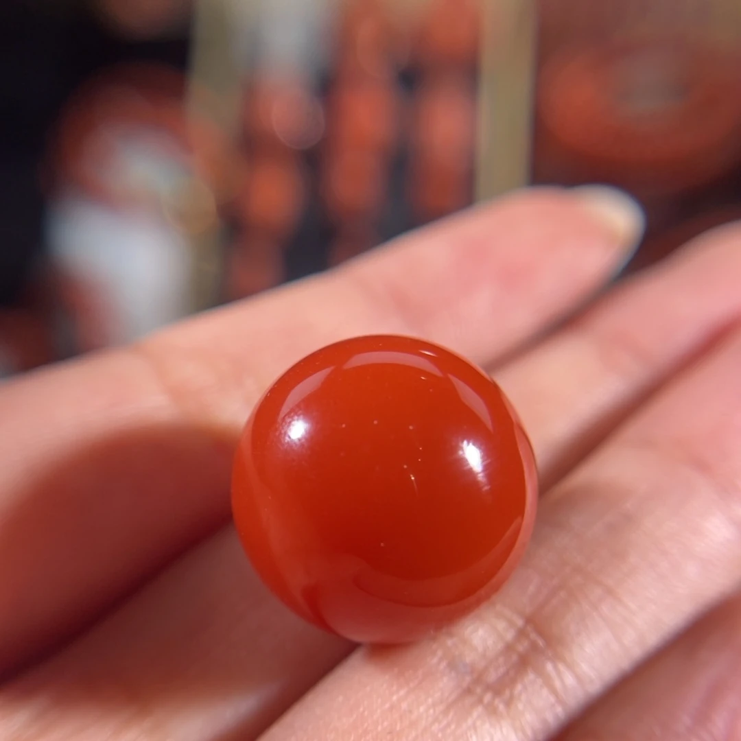 䮚***哥南红玛瑙未镶嵌圆珠18.3mm