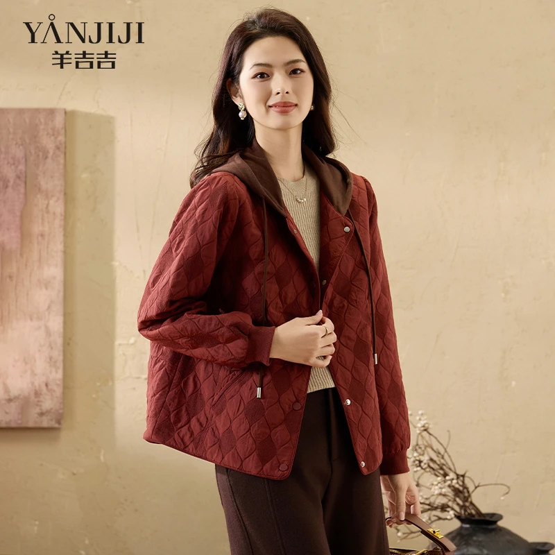 妈妈冬装外套洋气连帽保暖棉服2025新款中老年人女装高贵秋装棉衣
